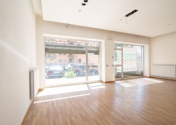 negozio - Office Largo Erfurt
 
12, Piacenza - photo 2