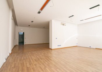 negozio - Office Largo Erfurt
 
12, Piacenza - photo 4