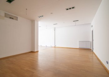 negozio - Office Largo Erfurt
 
12, Piacenza - photo 9