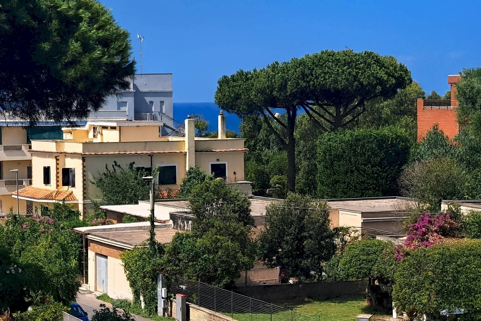 Foto 1 - Four-room apartment Via Del Teatro Romano
 
12, Anzio - photo 1