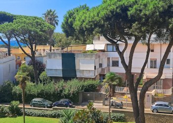 Foto 2 - Quadrilocale Via Del Teatro Romano
 
12, Anzio - foto 2