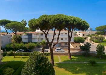 Foto 3 - Quadrilocale Via Del Teatro Romano
 
12, Anzio - foto 3