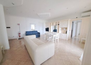 Foto 27 - Quadrilocale Via Del Teatro Romano
 
12, Anzio - foto 27