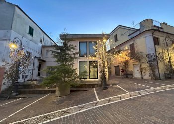 Foto 4 - Locale Commerciale Piazza Umberto I, Moscufo - foto 4