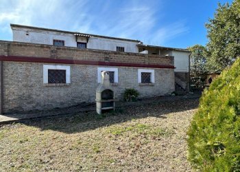 Foto 1 - Casa indipendente Contrada Scannella Inferiore
 
1, Loreto Aprutino - foto 1