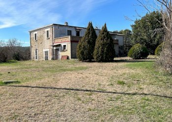 Foto 9 - Casa indipendente Contrada Scannella Inferiore
 
1, Loreto Aprutino - foto 9