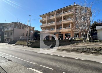 Foto 1 - Locale Commerciale Via Nazionale Adriatica, Francavilla al Mare - foto 1