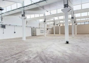 Interno non residenziale - Shed via Don Minzoni, Granarolo dell'Emilia - photo 2