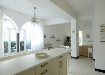 Foto 12 - Three-room apartment salita privata crosa dell'oro
 
22, Santa Margherita Ligure - photo 12