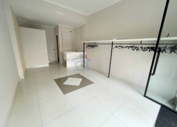 Foto 3 - Commercial Premises via gino alfani, Torre Annunziata - photo 3