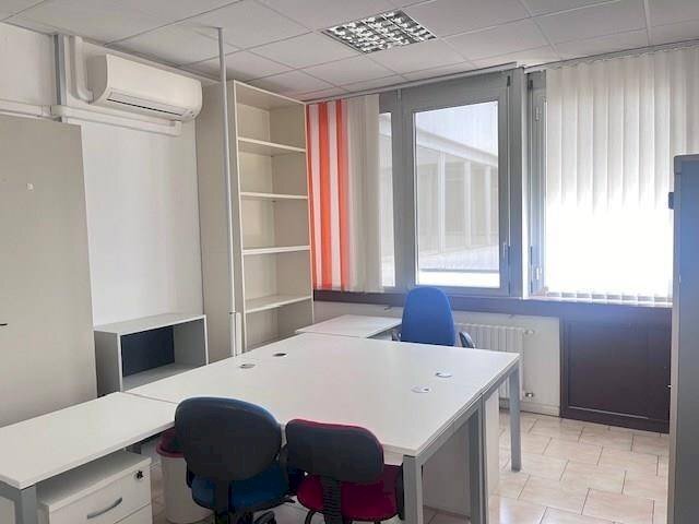 Interno non residenziale - Office viale della Mercanzia, Argelato - photo 2