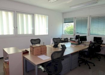 Stanza arredata - Ufficio via Di Vittorio, Castel Maggiore - foto 6