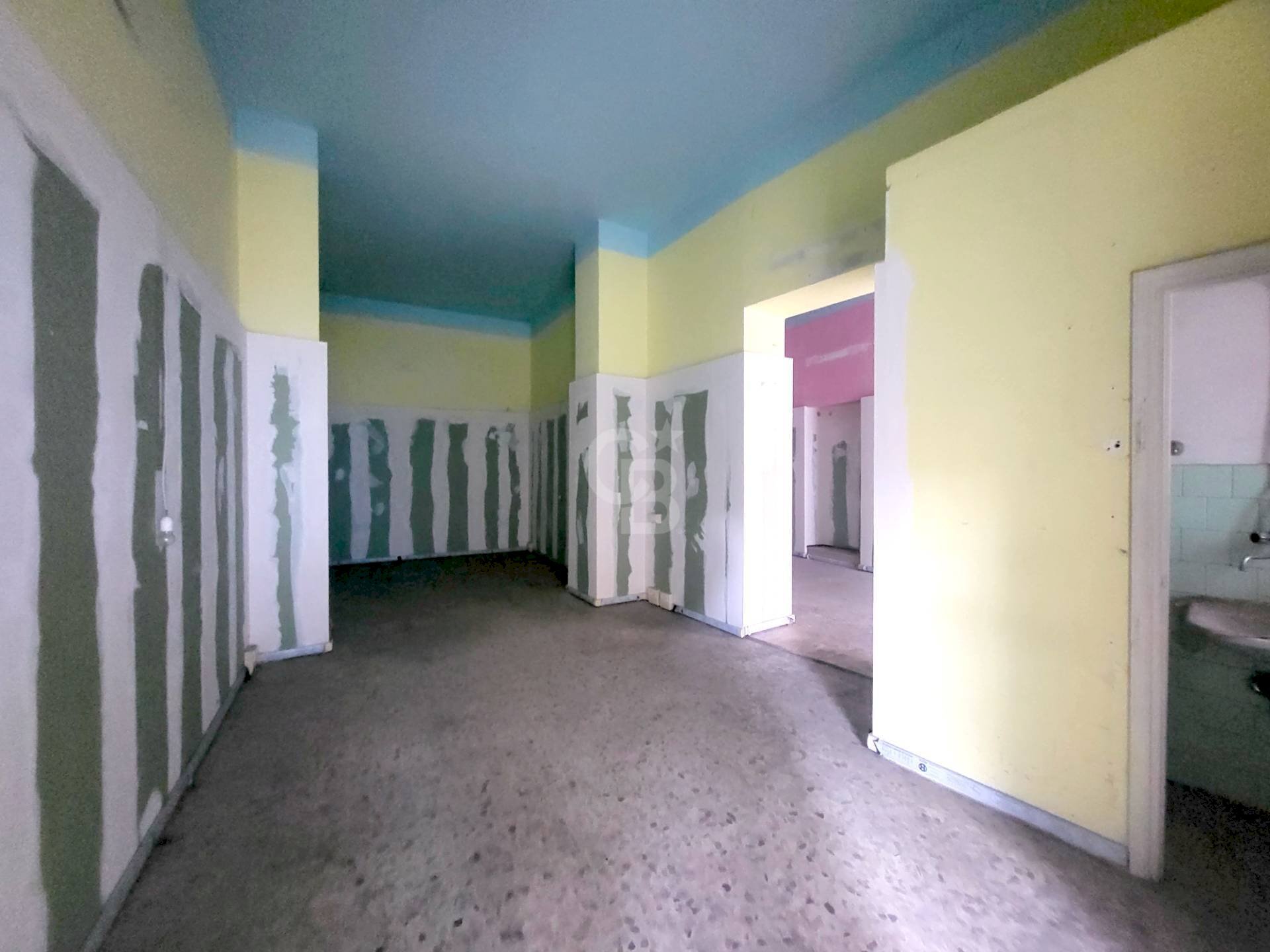 Foto 1 - Locale Commerciale Via San Luca, Viterbo - foto 1