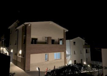 Facciata - Four-room apartment via Porrettana, Sasso Marconi - photo 7