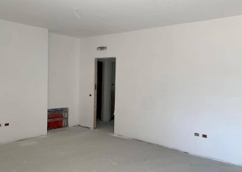 Stanza non arredata - Quadrilocale via Porrettana, Sasso Marconi - foto 14