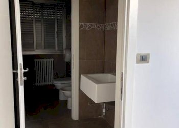 Bagno - Office via Roma, Calderara di Reno - photo 5