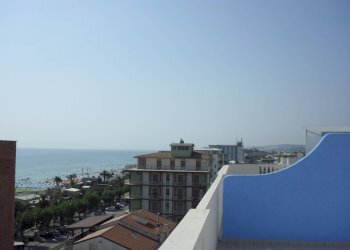 Foto 18 - Trilocale Viale Vittoria
 
257, Alba Adriatica - foto 18