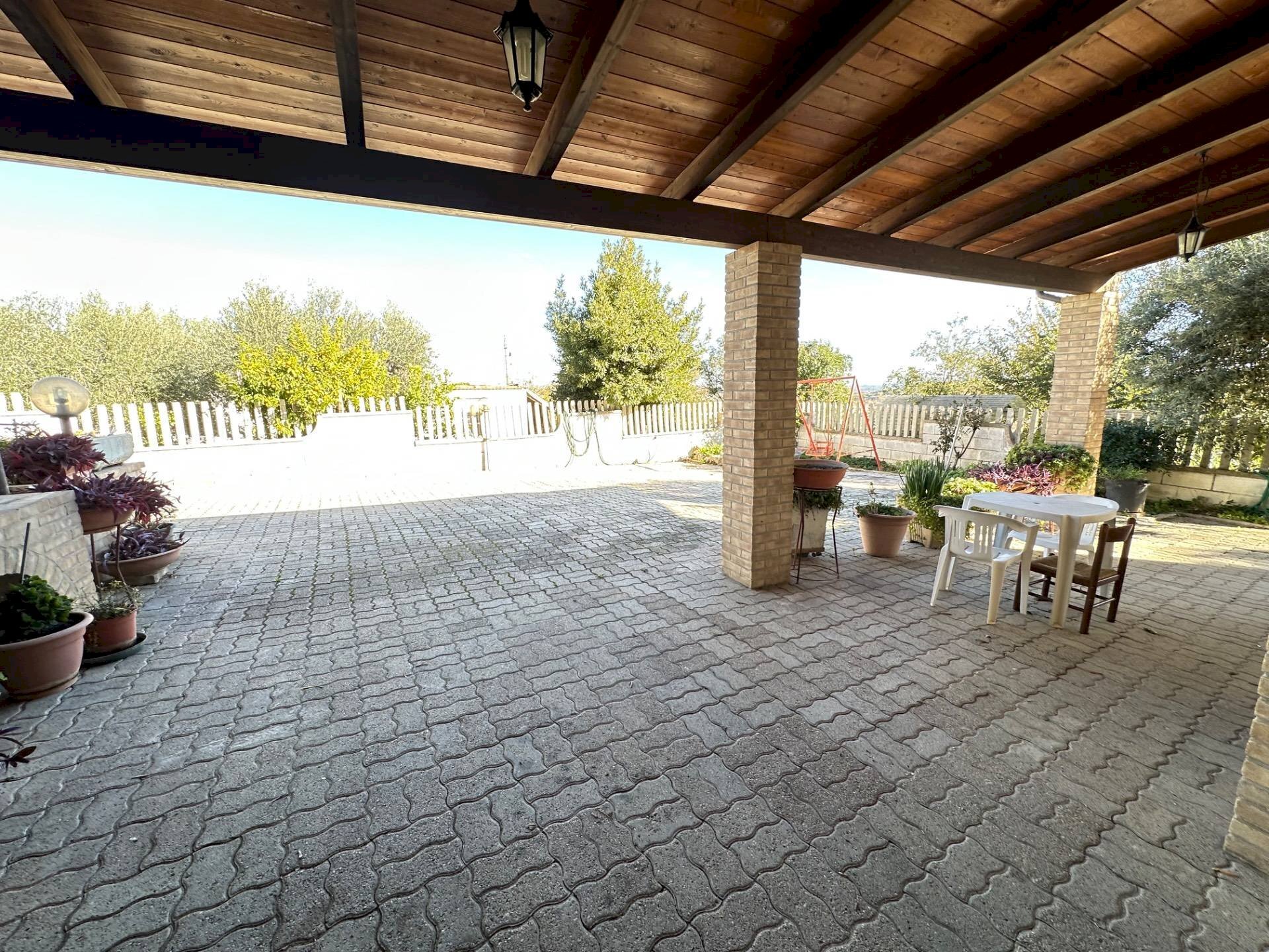 Foto 2 - Casa indipendente Contrada Santa Reparata
 
15, Civitella del Tronto - foto 2