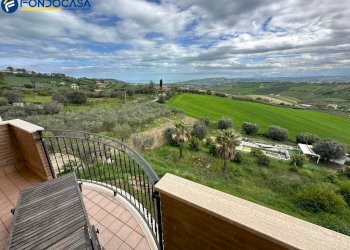 Foto 11 - Quadrilocale Via Sant'Angelo
 
55, Colonnella - foto 11