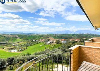 Foto 12 - Quadrilocale Via Sant'Angelo
 
55, Colonnella - foto 12