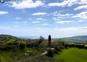 Foto 25 - Quadrilocale Via Sant'Angelo
 
55, Colonnella - foto 22