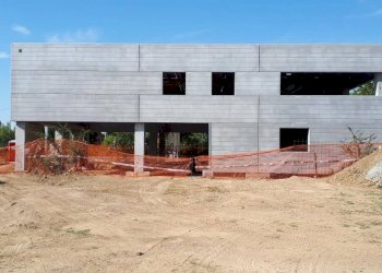 Capannone via dell'Industria, Bologna (zona San Vitale) - foto 1