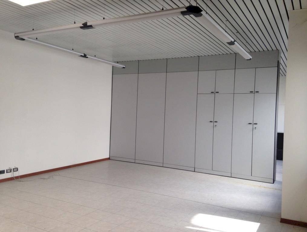 Interno non residenziale - Ufficio via del Fonditore, Bologna (zona San Vitale) - foto 3