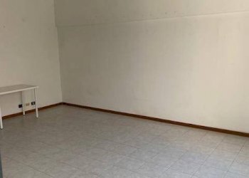 Stanza non arredata - Ufficio via del Fonditore, Bologna (zona San Vitale) - foto 6