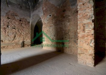 Foto 1 - Locale Commerciale Piazza Duca Di Genova, Catania - foto 1