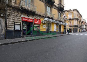 Foto 2 - Locale Commerciale Via Giuseppe Garibaldi, Catania - foto 2