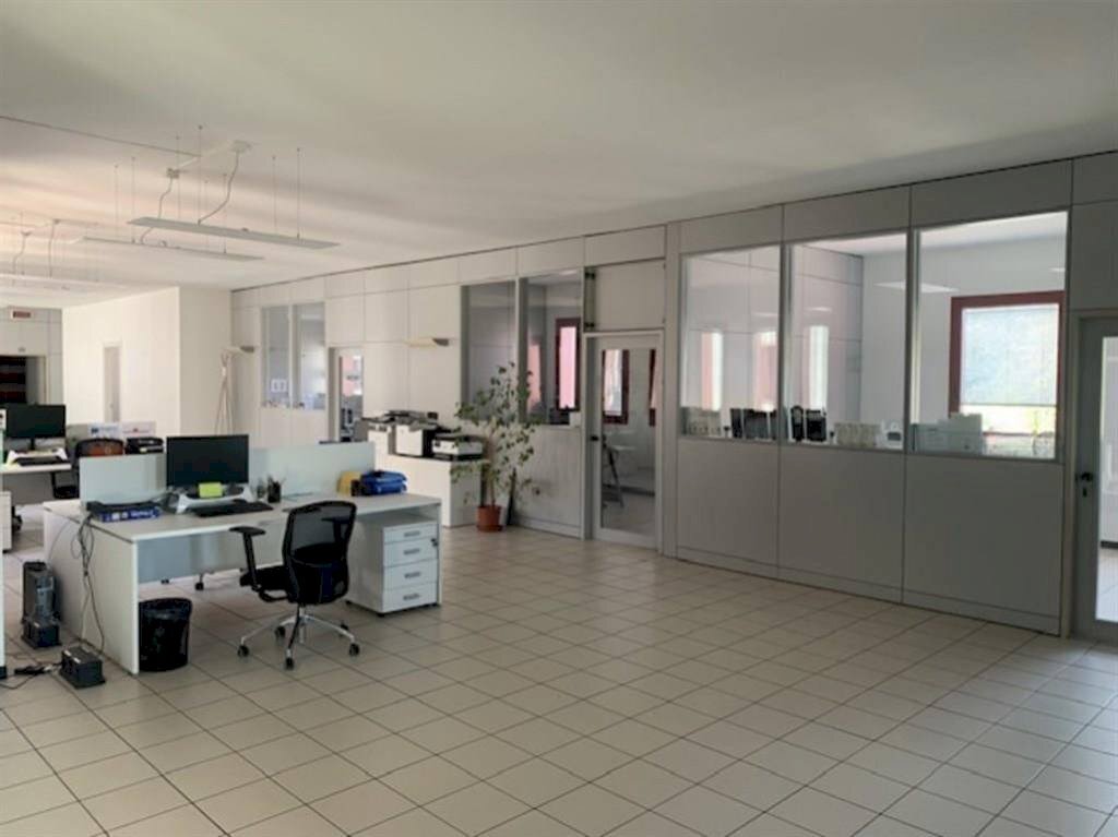 Interno non residenziale - Ufficio viale Togliatti, Bologna (zona Barca) - foto 3