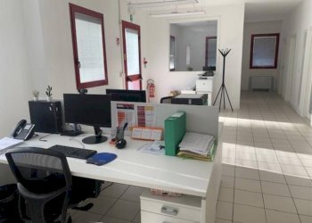 Stanza arredata - Ufficio viale Togliatti, Bologna (zona Barca) - foto 4