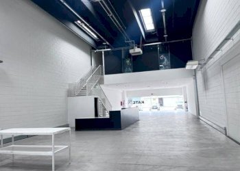 Interno non residenziale - Capannone via dei Cardatori, Argelato - foto 2