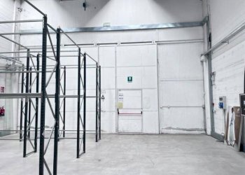 Interno non residenziale - Capannone via dei Cardatori, Argelato - foto 3