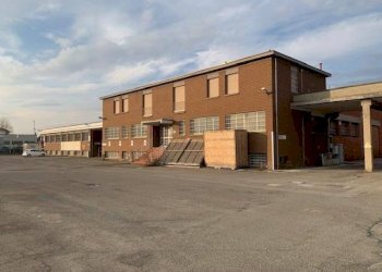 Zona - Capannone via Provinciale, Valsamoggia (zona Albareto - Mulini Nuovi) - foto 1