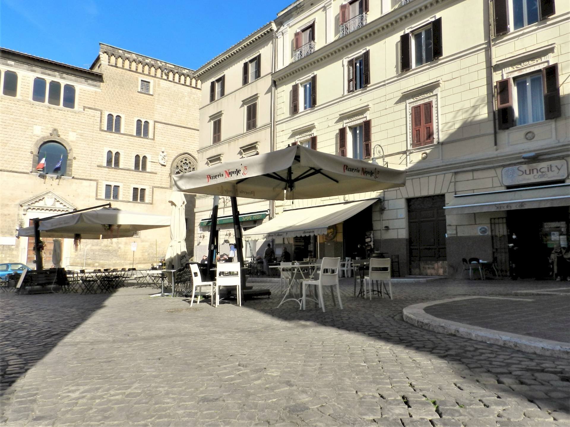 Foto 1 - Commercial Activity Piazza Cavour, Tarquinia - photo 1