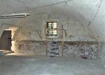 Foto 9 - Box Via di Porta Castello
 
11, Tarquinia - foto 9