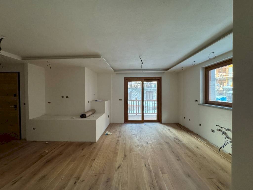 Soggiorno - Three-room apartment corso Nizza, 15, Limone Piemonte - photo 3