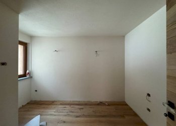 Camera da letto - Three-room apartment corso Nizza, 15, Limone Piemonte - photo 10