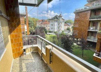 Balcone - Appartamento via Alessandro Volta, 7, Cuneo (zona Centro) - foto 13