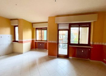 Cucina - Appartamento via Alessandro Volta, 7, Cuneo (zona Centro) - foto 15