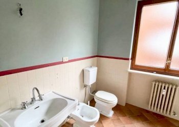 Bagno - Appartamento via Alessandro Volta, 7, Cuneo (zona Centro) - foto 25