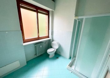 Bagno - Appartamento via Alessandro Volta, 7, Cuneo (zona Centro) - foto 27