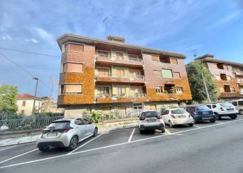 Facciata - Appartamento via Alessandro Volta, 7, Cuneo (zona Centro) - foto 35