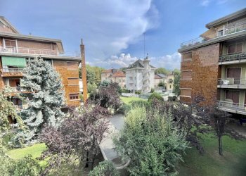 Vista - Appartamento via Alessandro Volta, 7, Cuneo (zona Centro) - foto 4