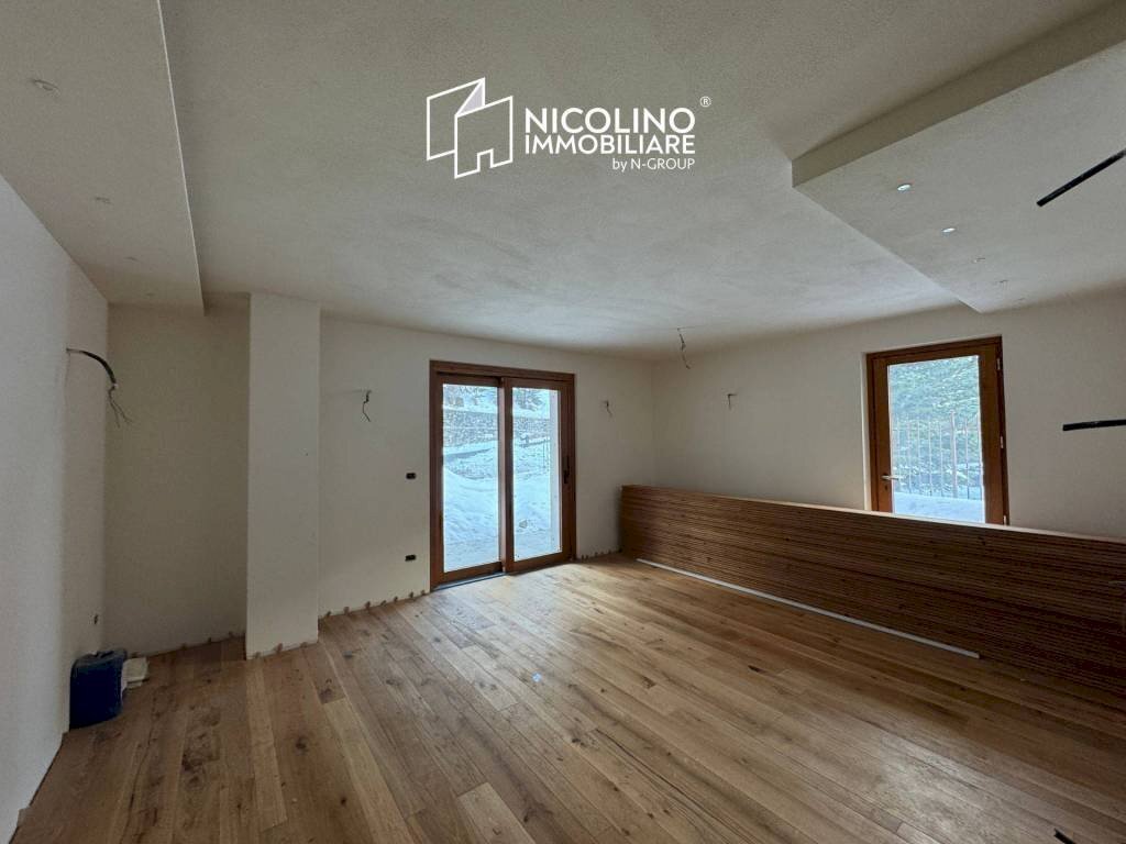 Soggiorno - Trilocale corso Nizza, 15, Limone Piemonte - foto 1