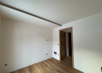 Camera da letto - Three-room apartment corso Nizza, 15, Limone Piemonte - photo 11