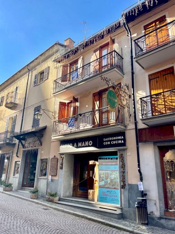 Facciata - Casa indipendente via Roma, 6, Limone Piemonte - foto 2