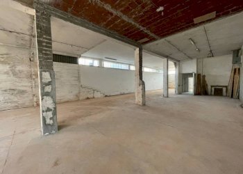 Magazzino - Capannone via Vecchia di Borgo San Dalmazzo, Cuneo (zona Donatello) - foto 5