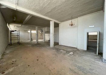 Magazzino - Capannone via Vecchia di Borgo San Dalmazzo, Cuneo (zona Donatello) - foto 8